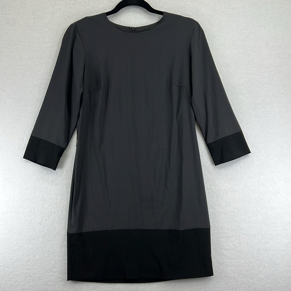 A/X Armani Exchange Dresses & Skirts - A/X Armani Exchange Classy Dress Sz 0 Gray/Black
Long Sleeves EUC